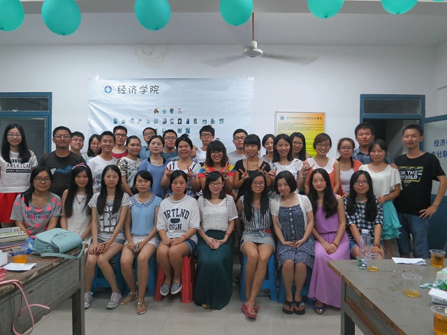 参加活动同学合影